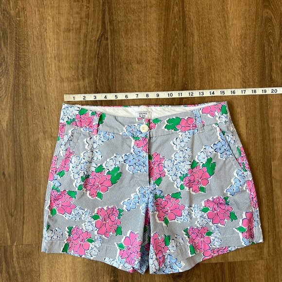 Crown & Ivy Caroline Blue Pin Striped Pink Floral Shorts Sz 6P - Picture 3 of 8